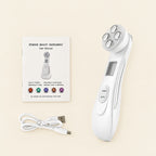 What's in the box: Lift device, instruction booklet and USB cable