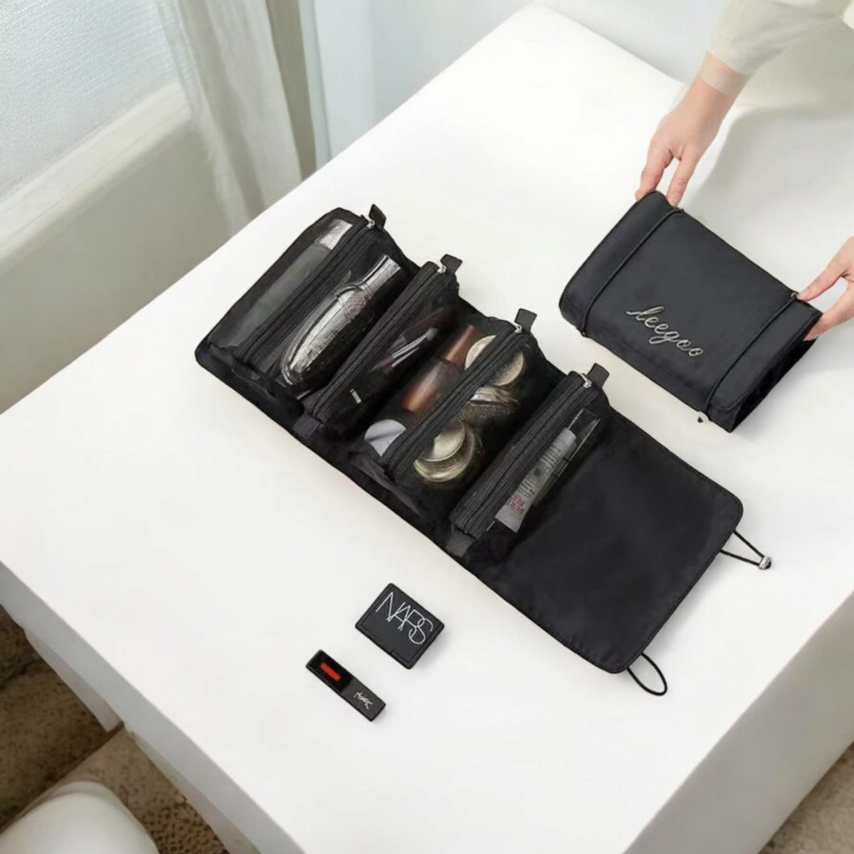 Jetset™ — 4-in-1 Travel Toiletry Bag